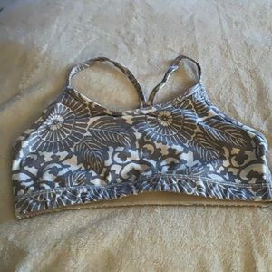 Lululemon gray and white floral sports bra size 6